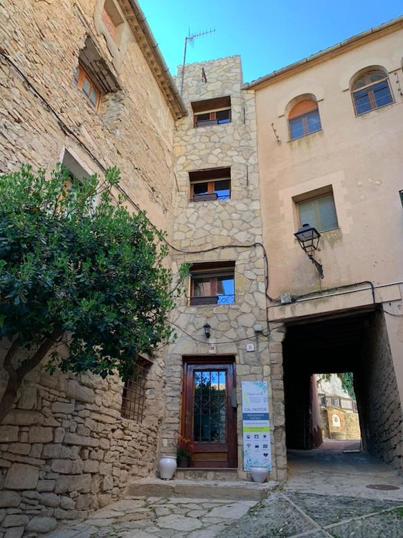 Vive la vida rural: Alojamiento en Les Piles. NIU RURAL, S.L. Exterior foto